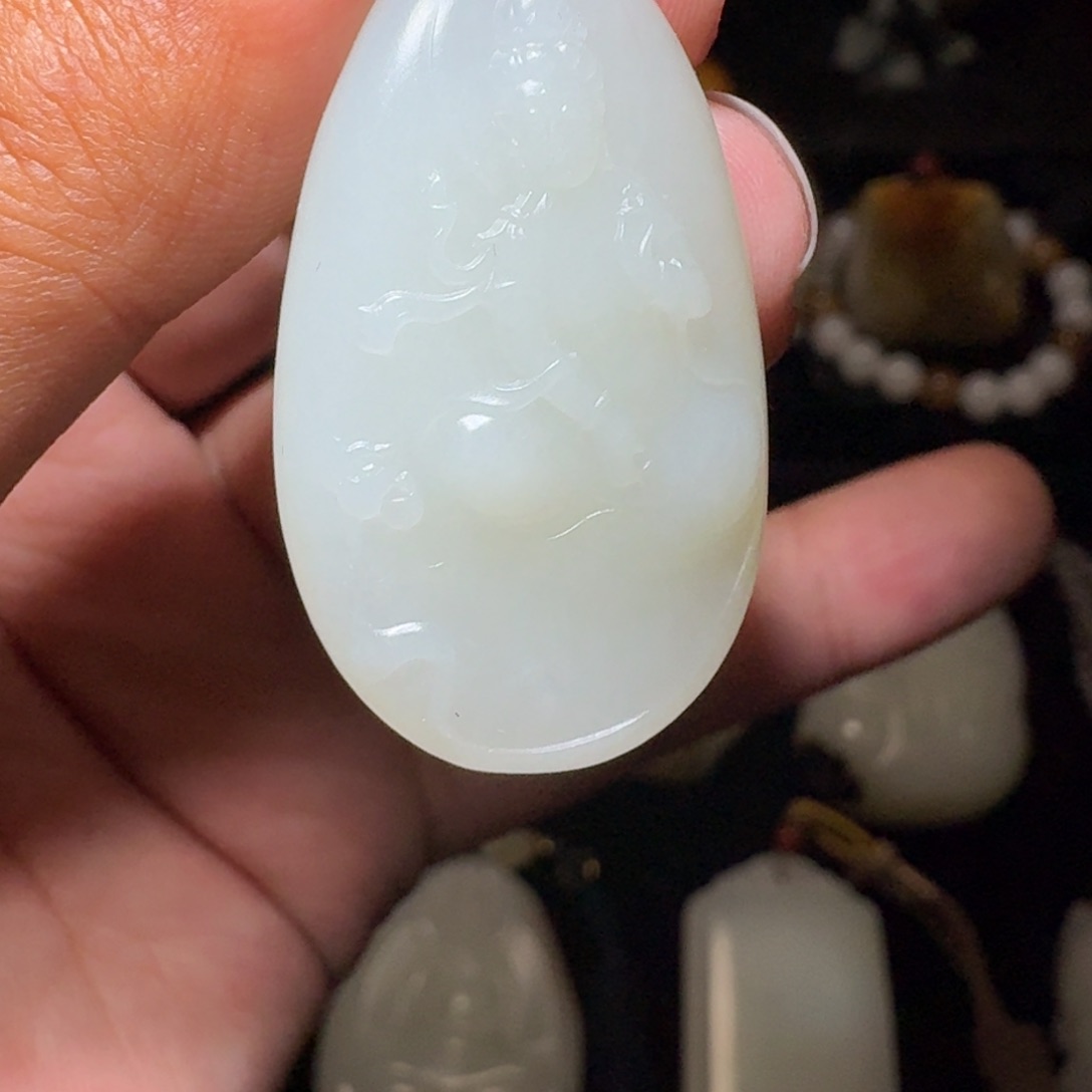 和田玉颈饰未镶嵌