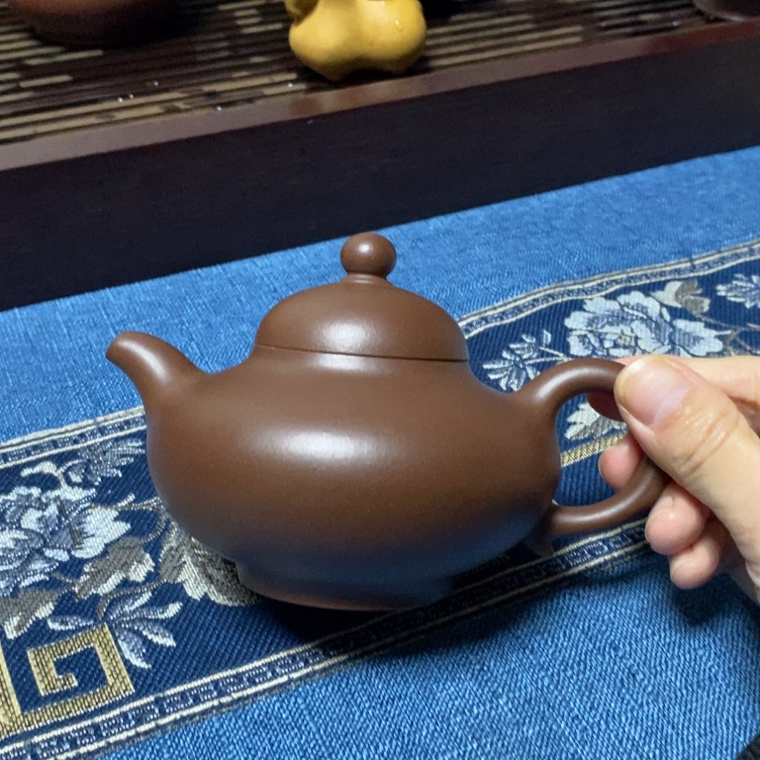 茶壶紫砂华颖 240cc. 