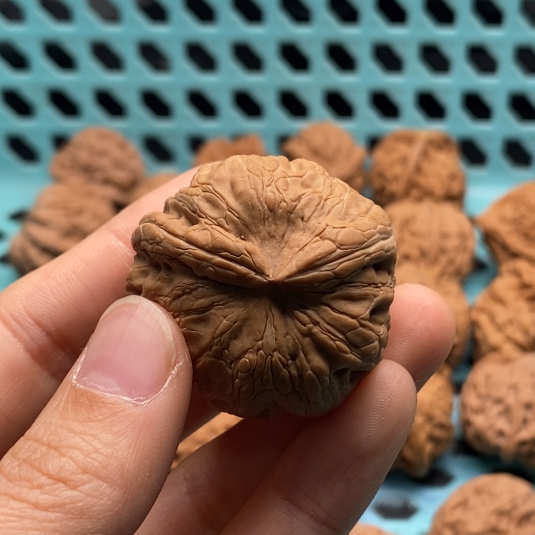 昂***核桃定制商品不退不换