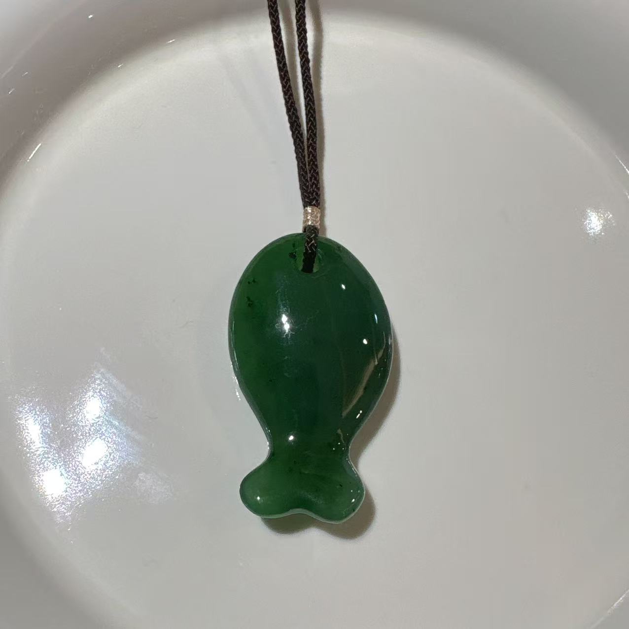 丨和田玉碧玉小鱼干吊坠富足有余（颜色微不同）