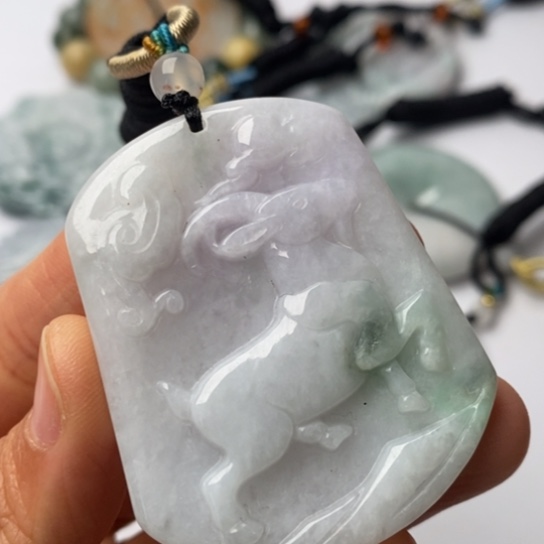 翡翠未镶嵌挂件翡翠