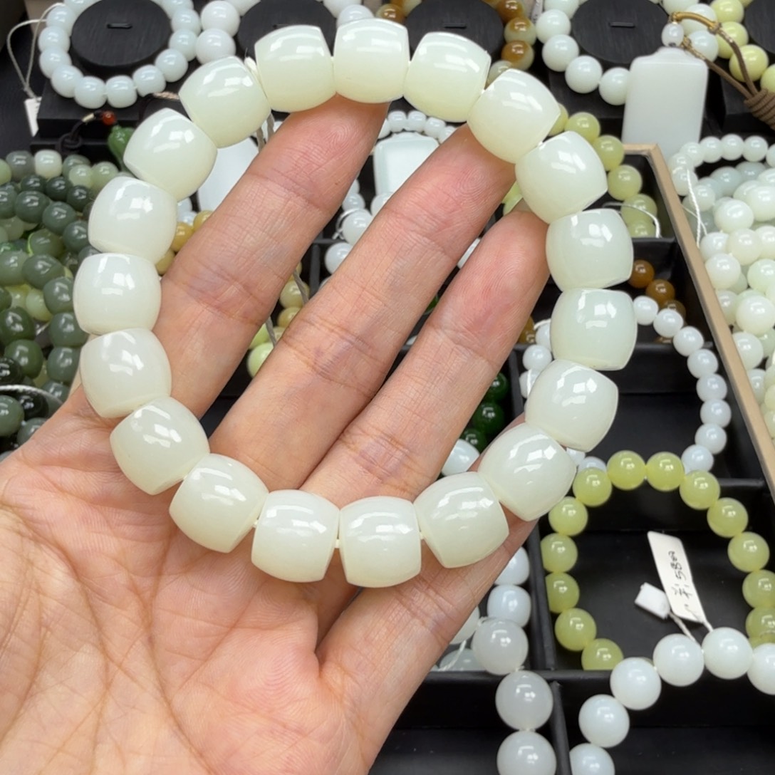 未镶嵌手链和田玉