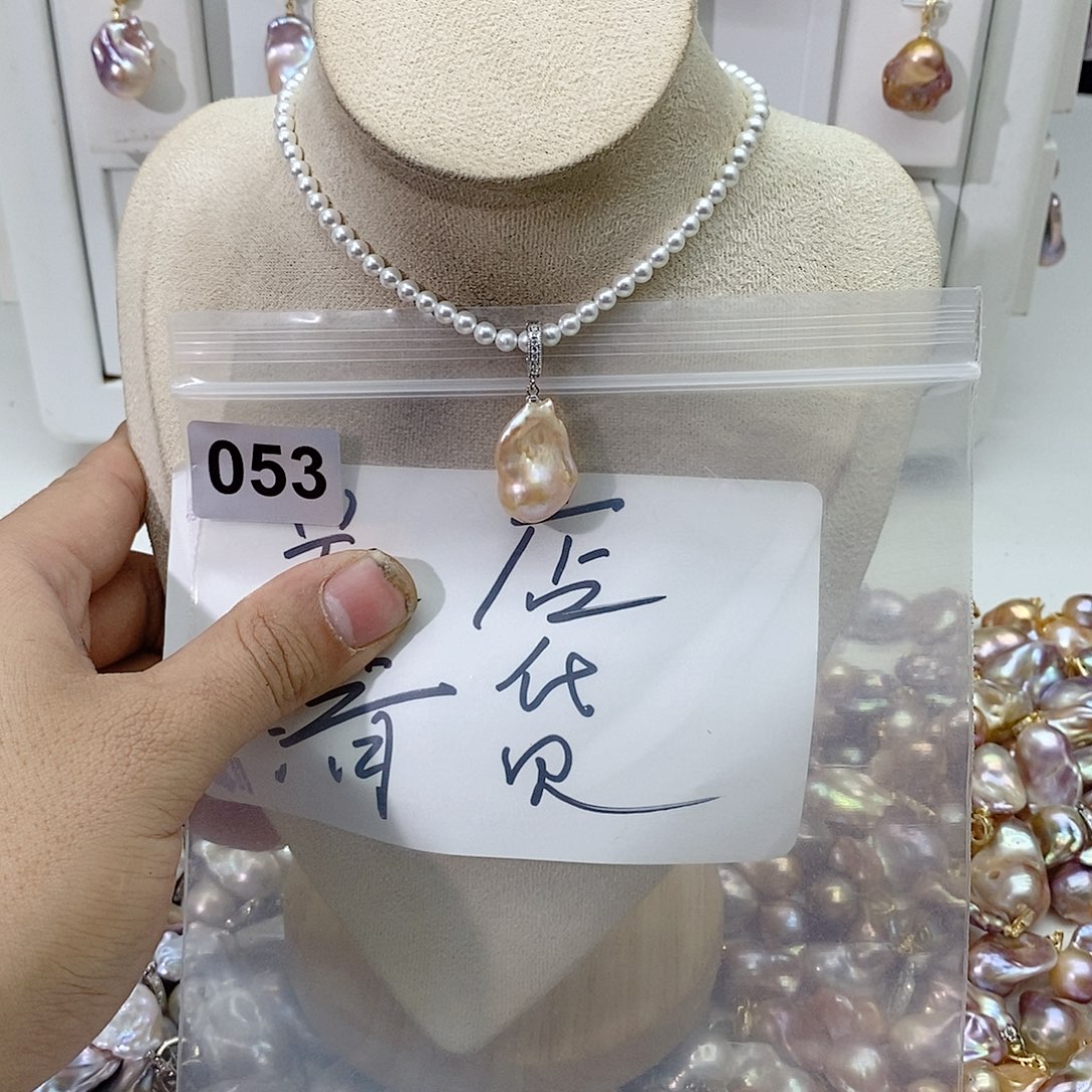 淡水珍珠颈饰合金