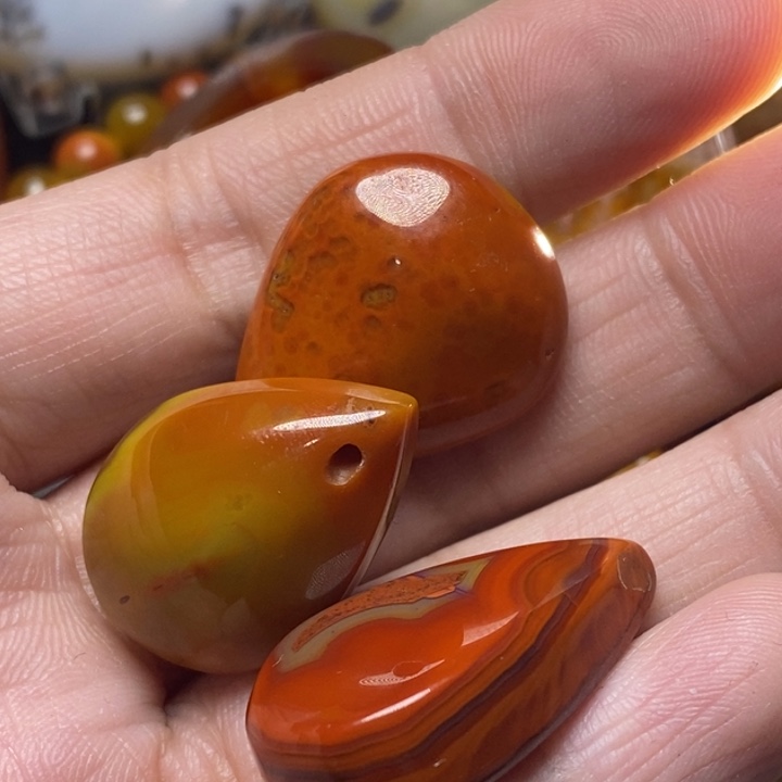 玛瑙/玉髓颈饰未镶嵌