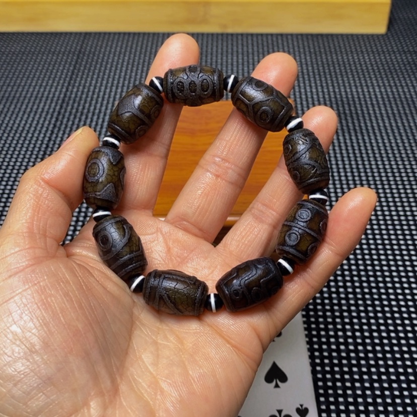 【闪购商品】玛瑙/玉髓手链未镶嵌阿*哇