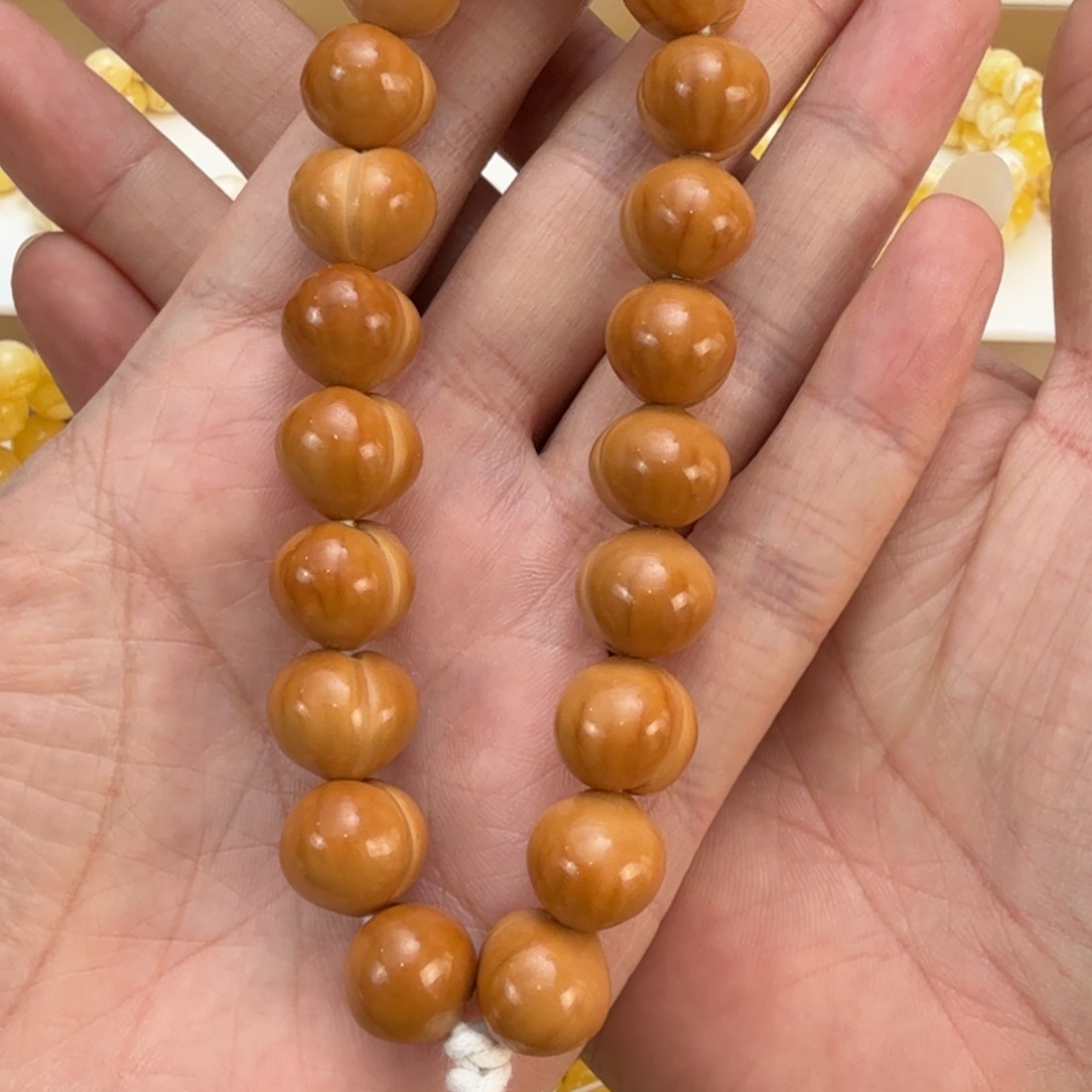 吊坠猴头核桃屁桃手串