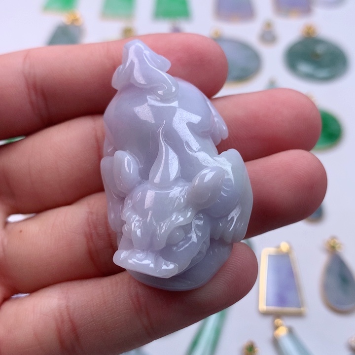 翡翠颈饰未镶嵌天然翡翠a货