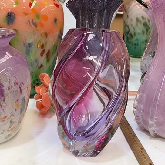 琉璃花瓶高26厘米口径5厘米