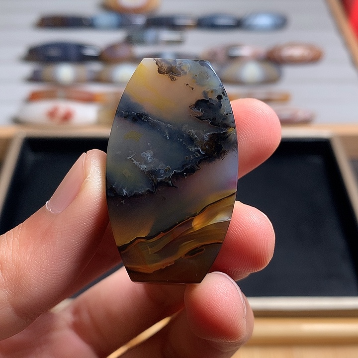 玛瑙/玉髓合金颈饰