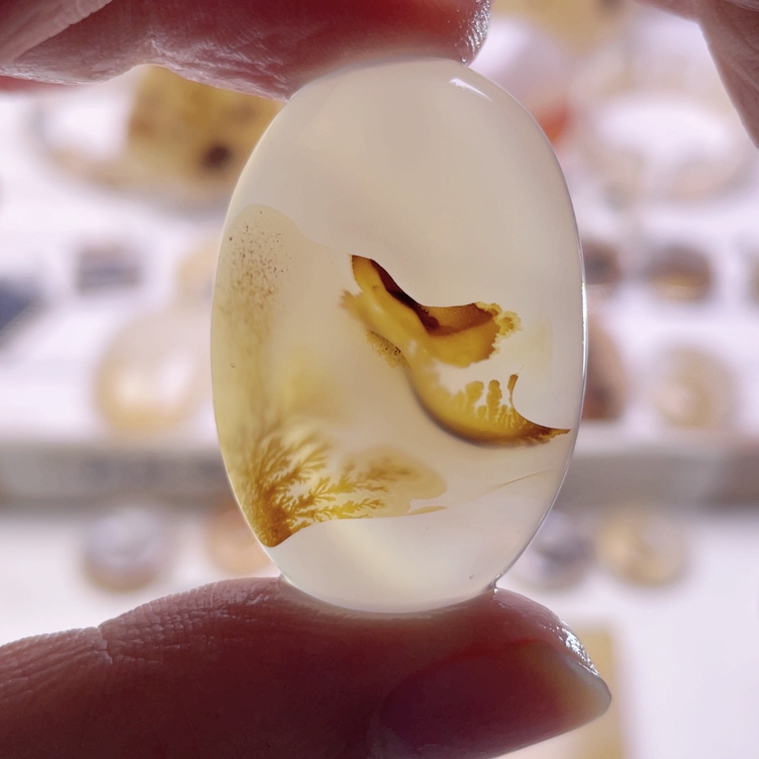 玛瑙/玉髓未镶嵌珠宝奇石