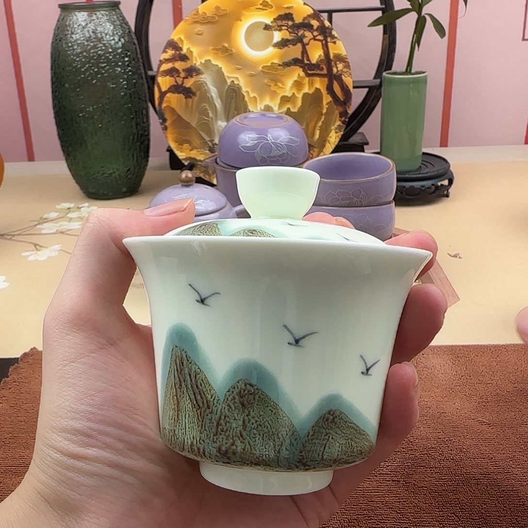 宝石黄羊脂玉手绘二才盖碗