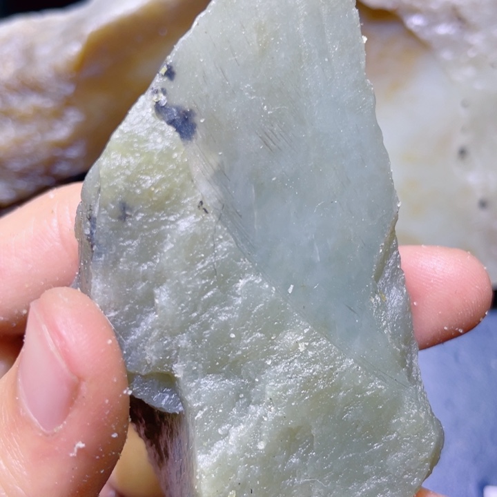 和田玉未镶嵌珠宝半成品