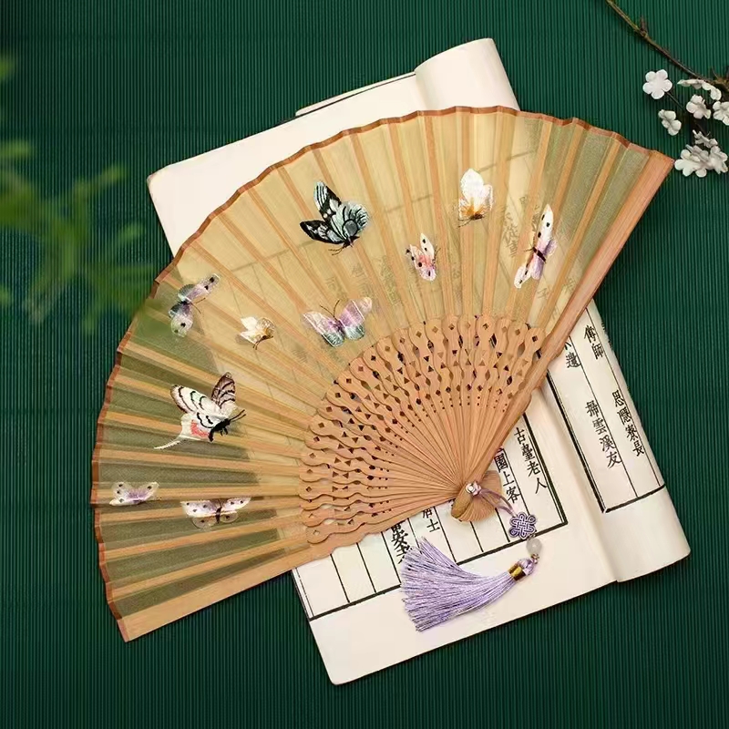 苏州周庄苏绣—团扇，非遗传承人郑雪勤老师作品