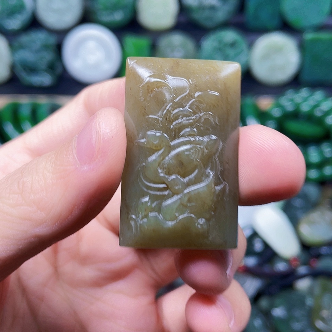 和田玉未镶嵌珠宝奇石