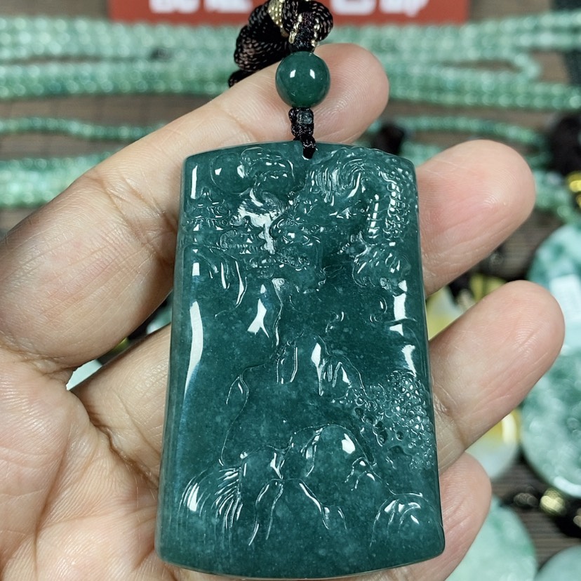 【闪购商品】翡翠颈饰未镶嵌玉吊坠翡翠玉双面山水龙牌