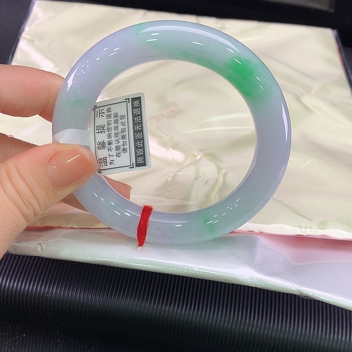 翡翠未镶嵌手镯圆条56.5