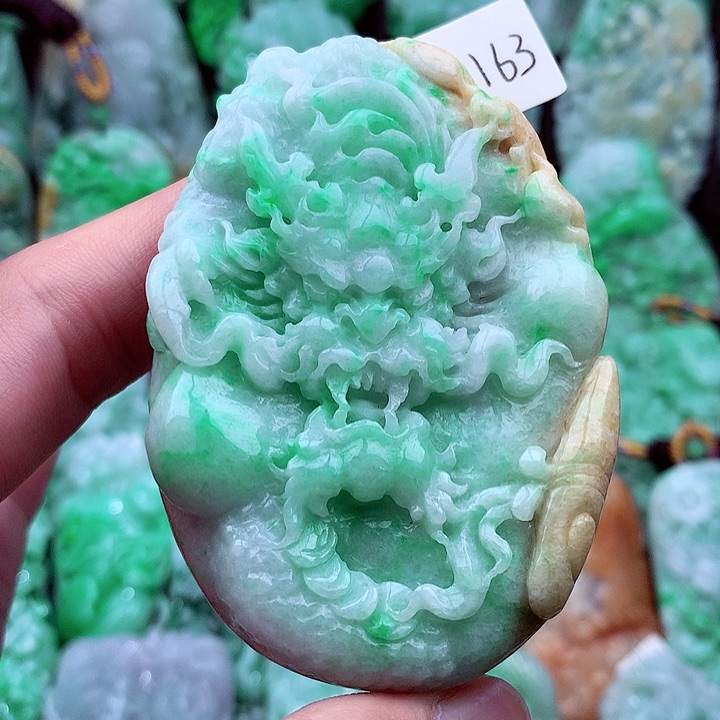 翡翠吊坠(不含链)未镶嵌