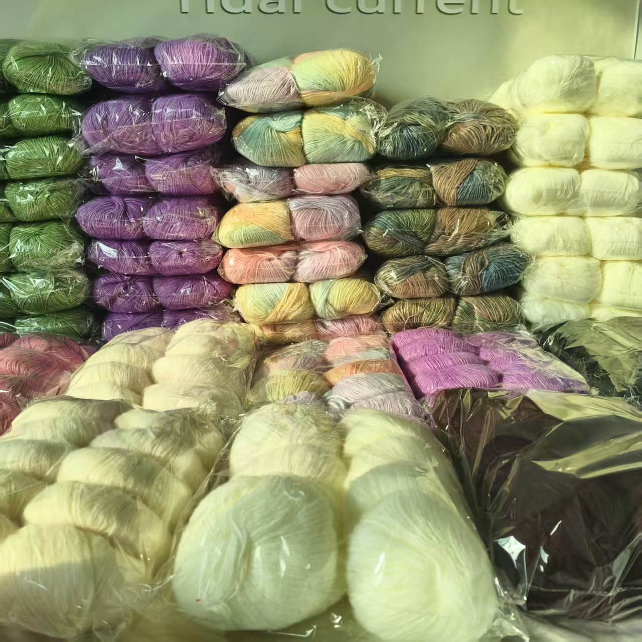 臻选直播福利喷毛纱柔软亲肤手工团编制钩织衣服毛巾围巾