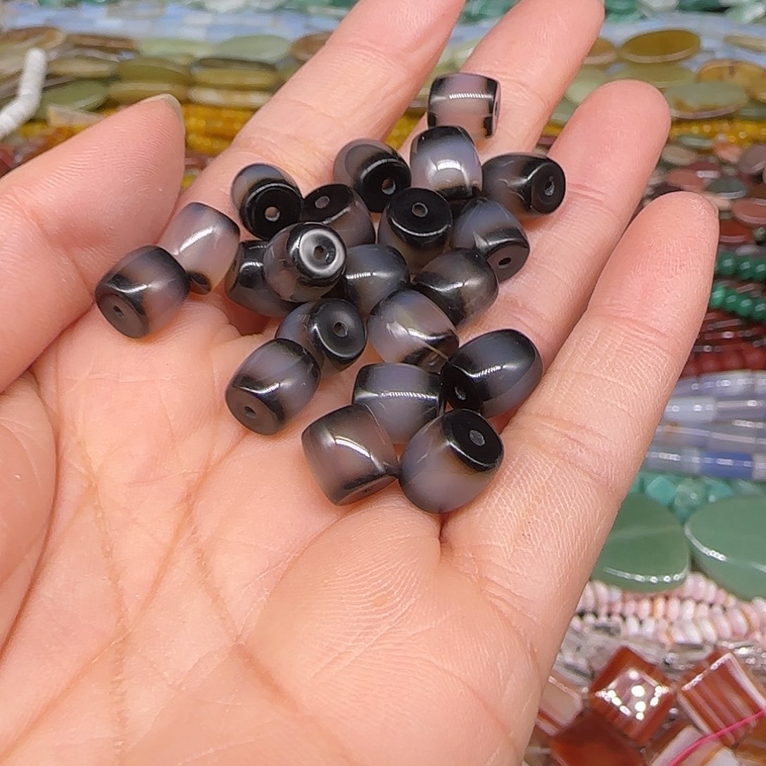 玛瑙/玉髓合金珠宝半成品黑玛瑙一线2颗8mm