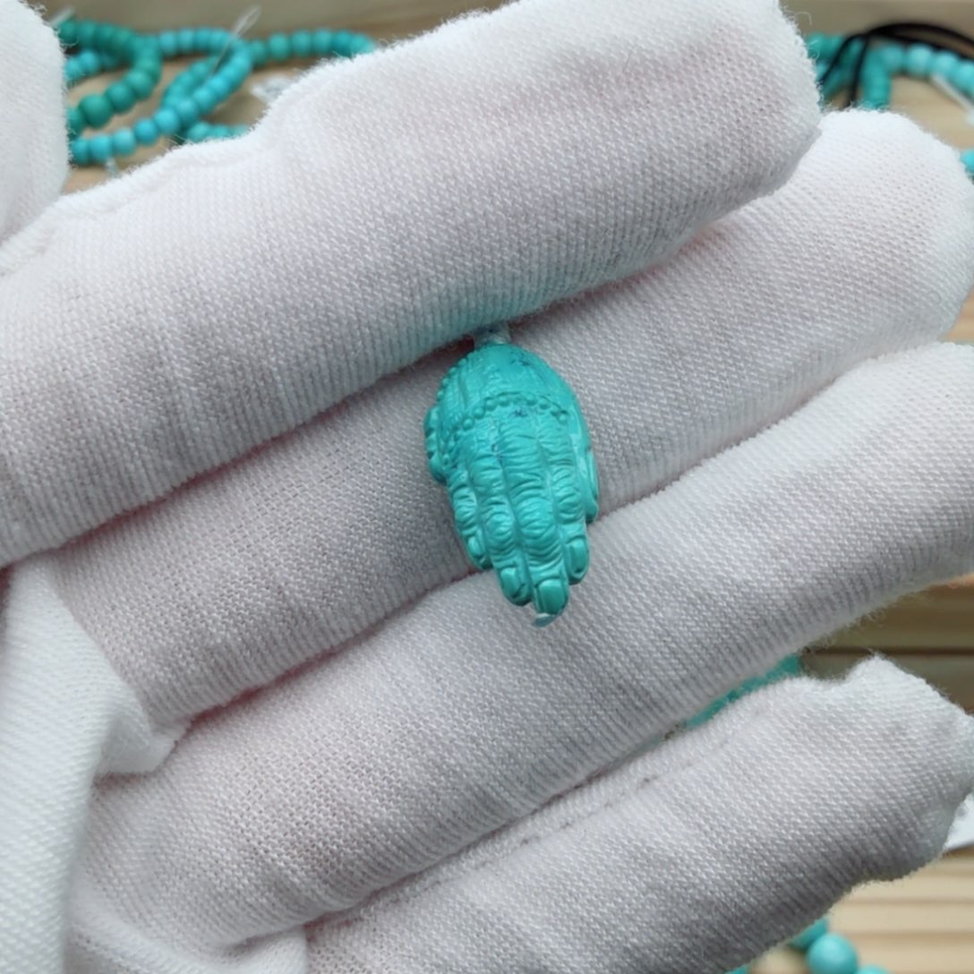 绿松石未镶嵌珠宝奇石