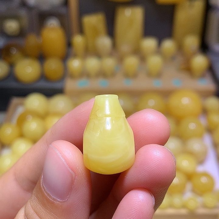 裸石蜜蜡未镶嵌天然俄料白花蜜蜡微瑕三通14