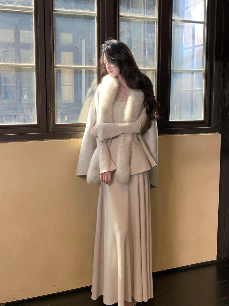 【不知雪】温柔氛围感蕾丝V领针织连衣裙收腰显瘦A字裙斗篷外套女