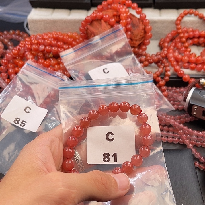 南红玛瑙未镶嵌多样性发货默认微瑕称重9mm