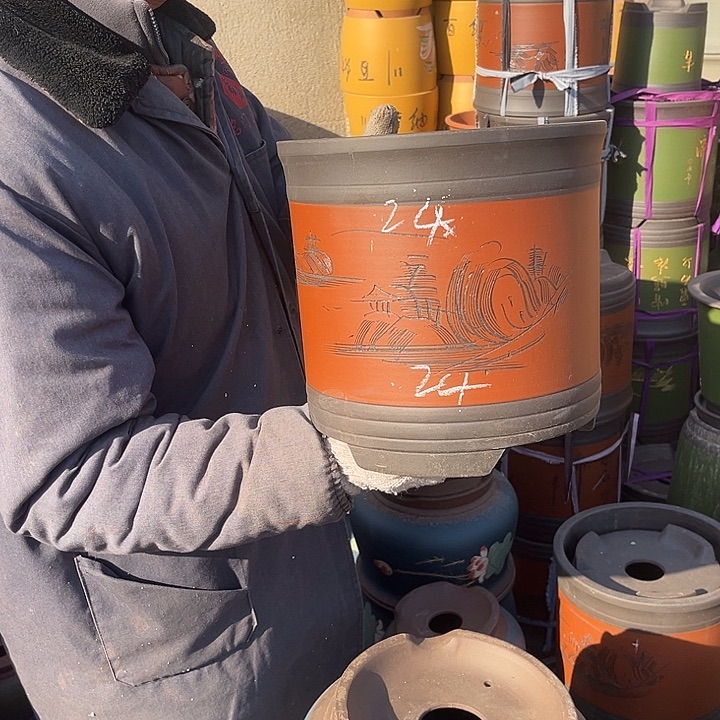 紫砂紫砂花盆和小