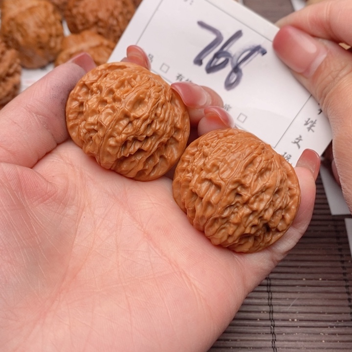 文玩核桃吊坠40磨盘正莫768