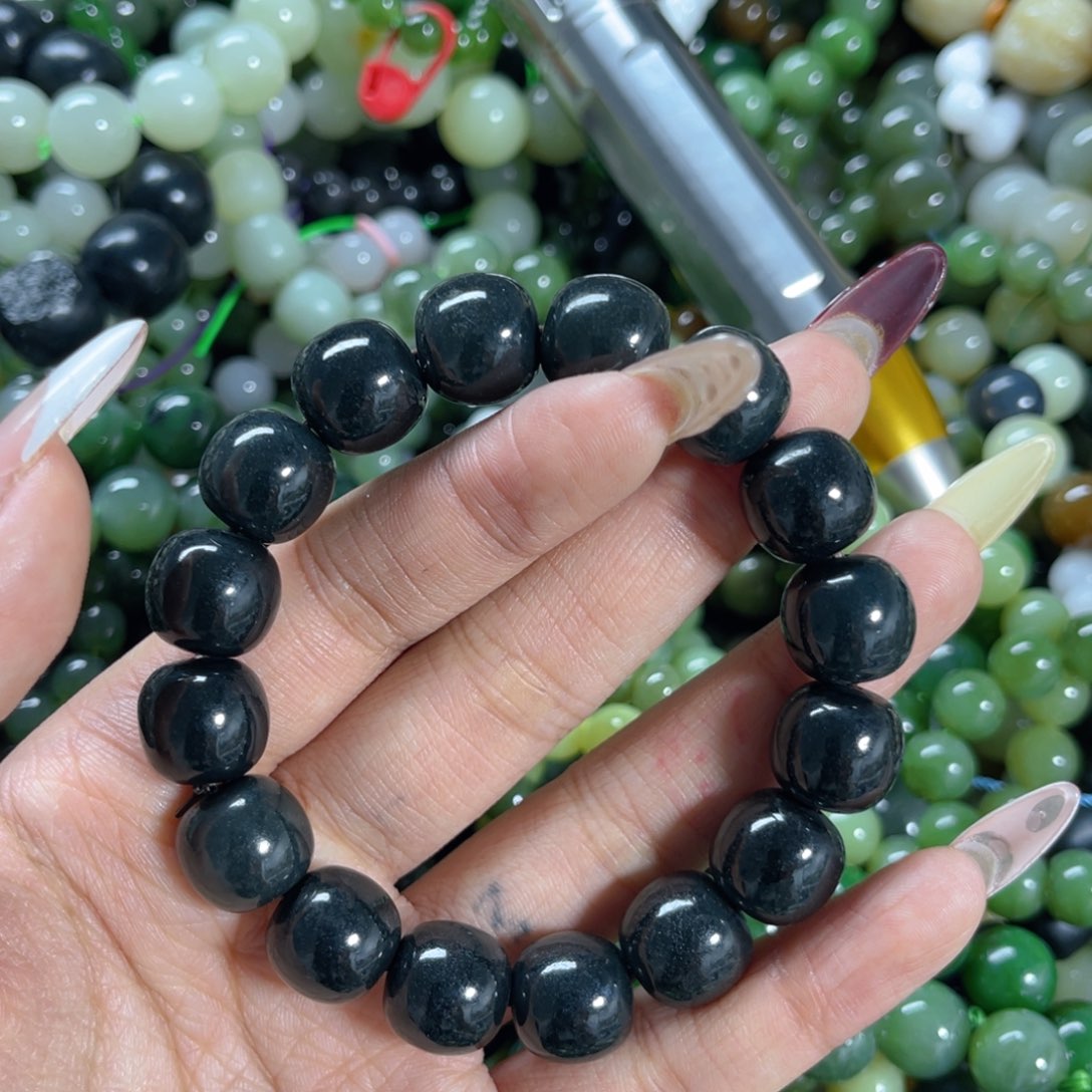 和田玉手链未镶嵌