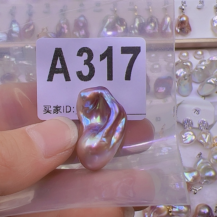 淡水珍珠颈饰合金