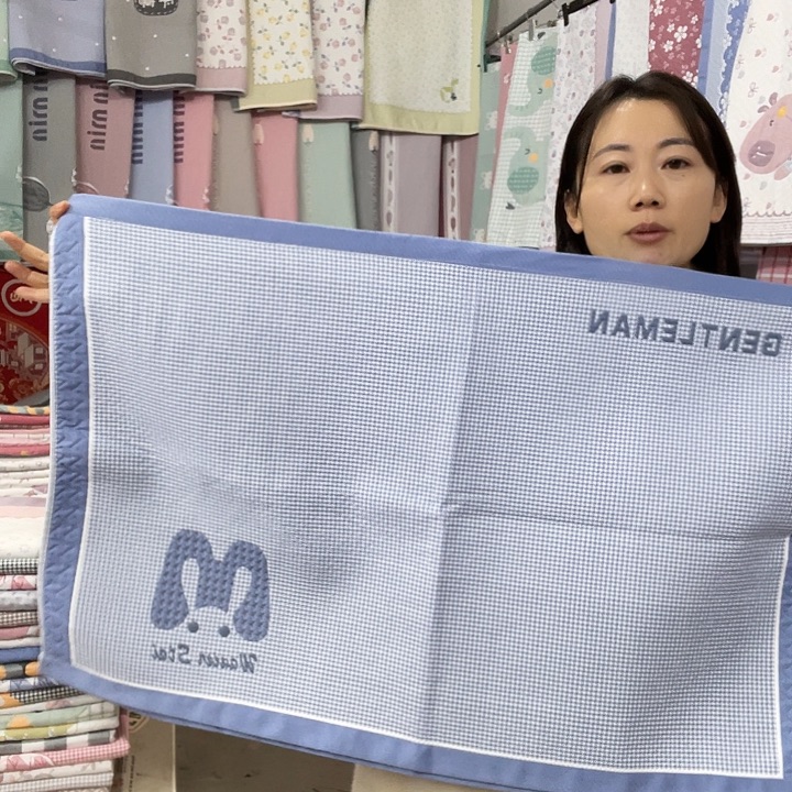 棉特价蓝色大字母