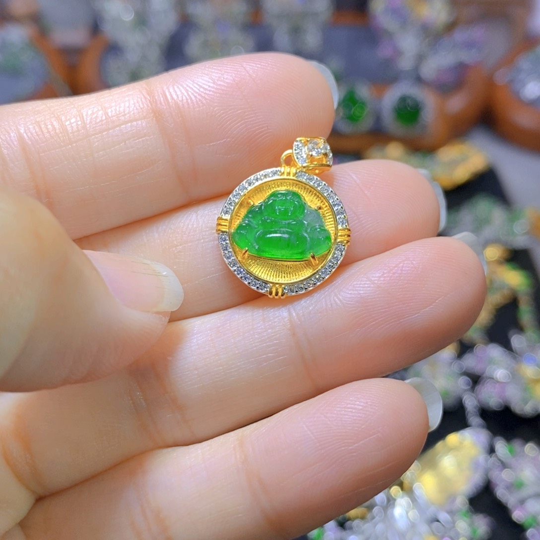 翡翠颈饰银S925镶嵌天然翡翠