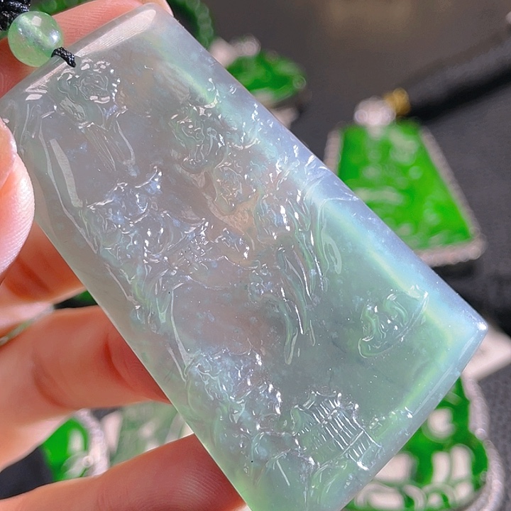 翡翠颈饰未镶嵌36，