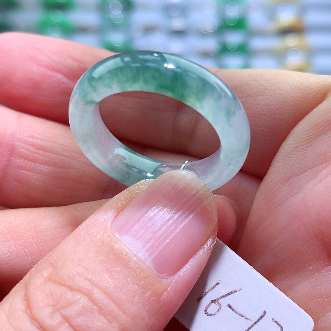 翡翠戒指未镶嵌16-17号
