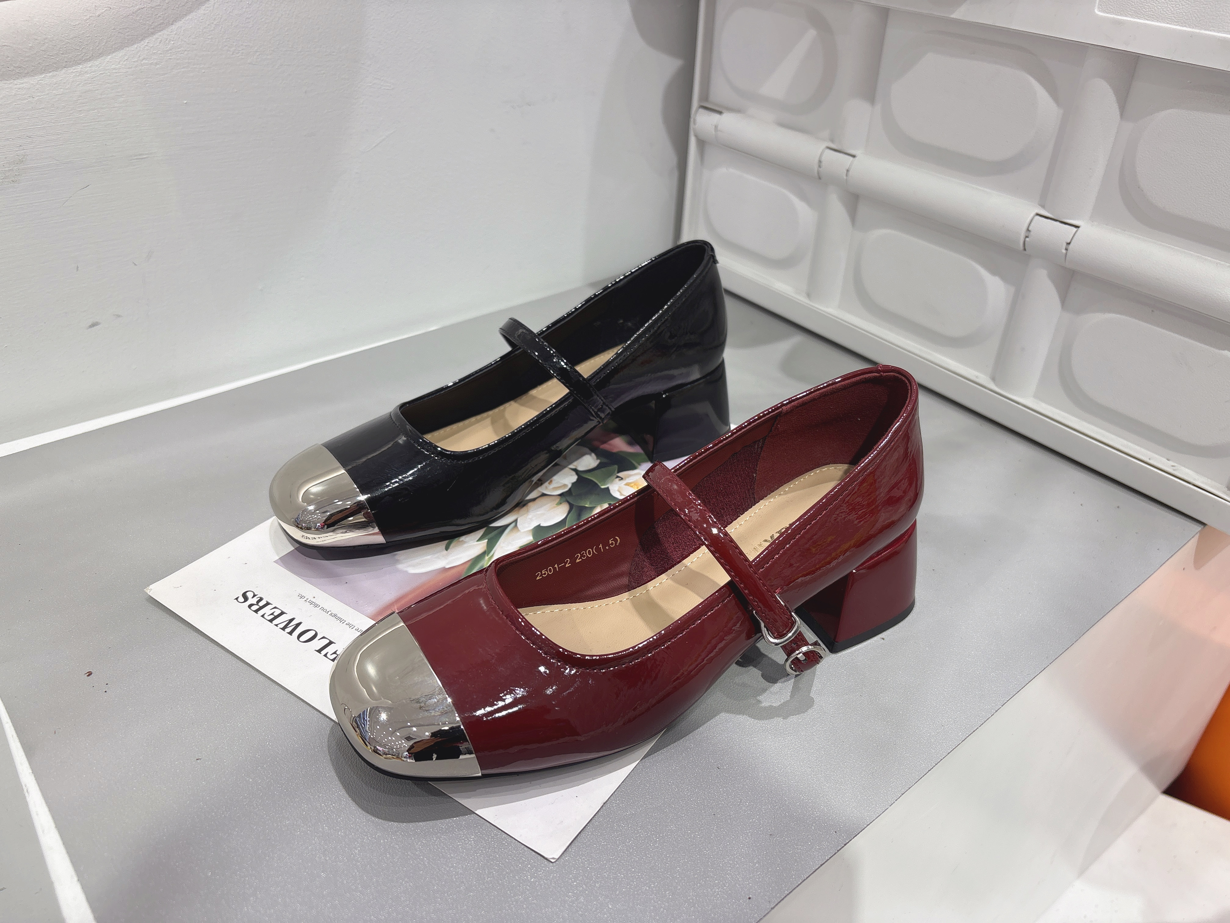 粗跟高跟浅口豹纹薄款休闲风单鞋圆头中跟时尚跟鞋