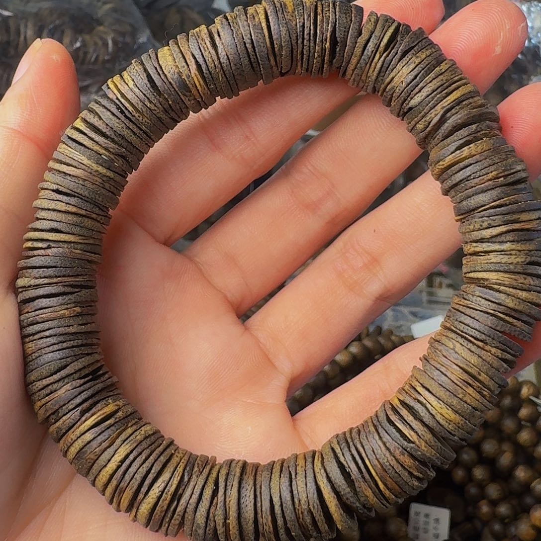 沉香手串沉水红油虫漏卡1:2-20