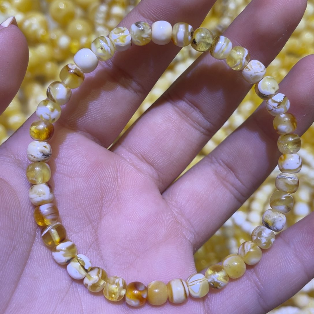 手绳琥珀未镶嵌5.7m