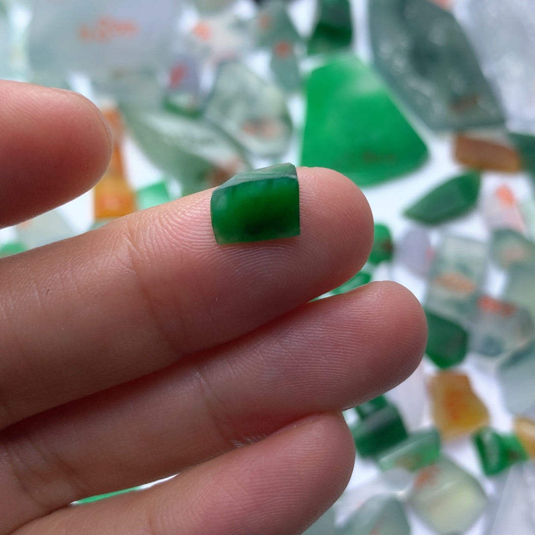 定制翡翠未镶嵌天然缅甸翡翠吊坠挂件