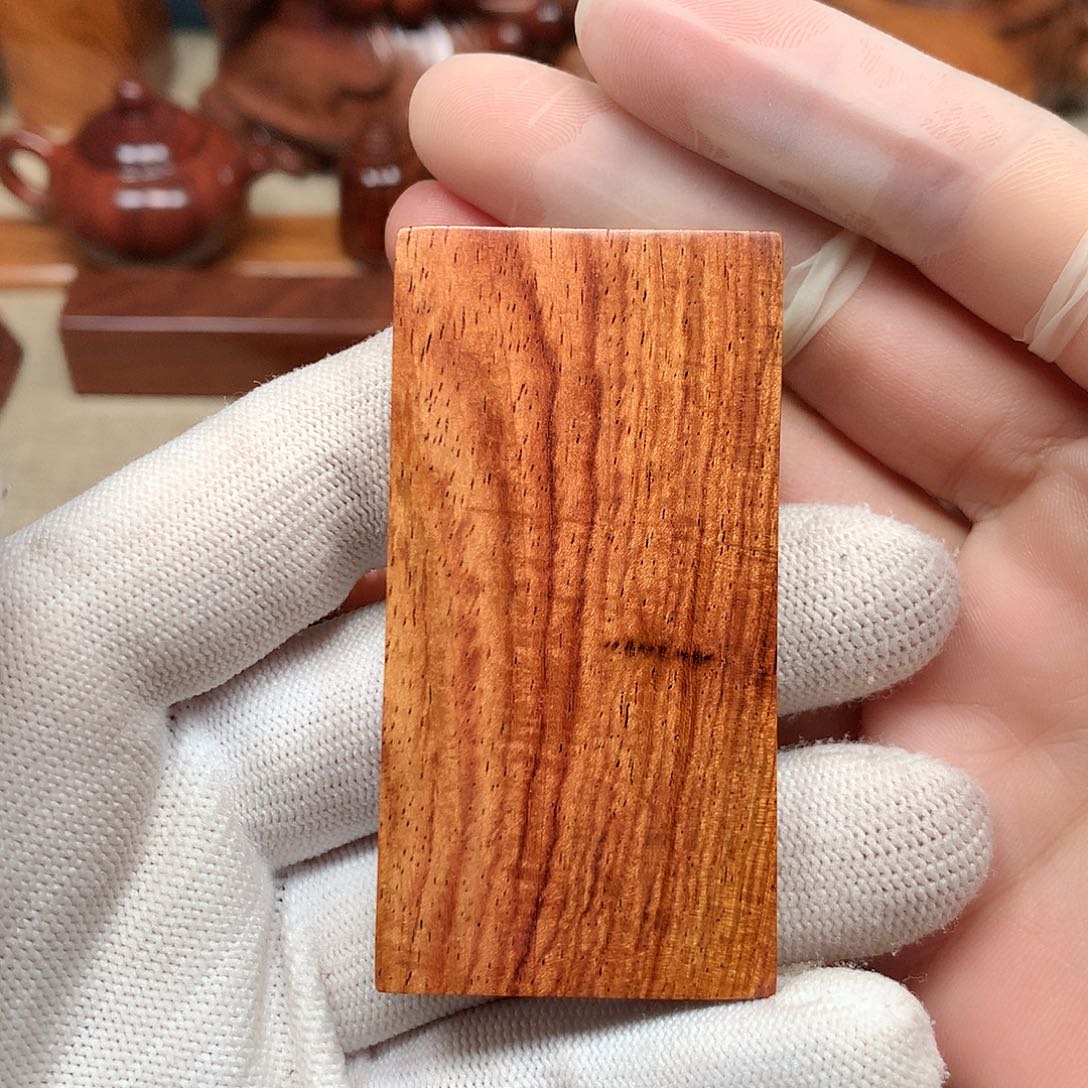 黄花梨/降香黄檀挂件