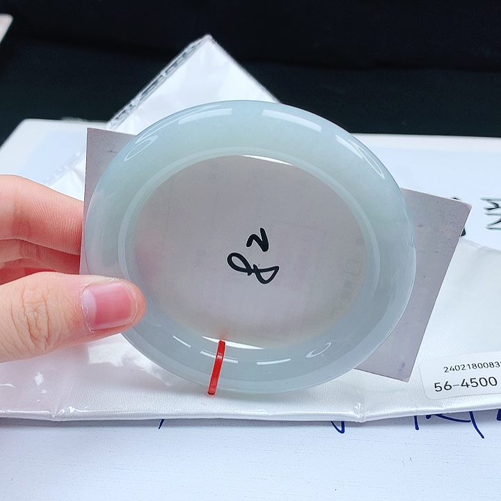 翡翠手镯（圆镯）未镶嵌缅甸天然a货手镯56+l