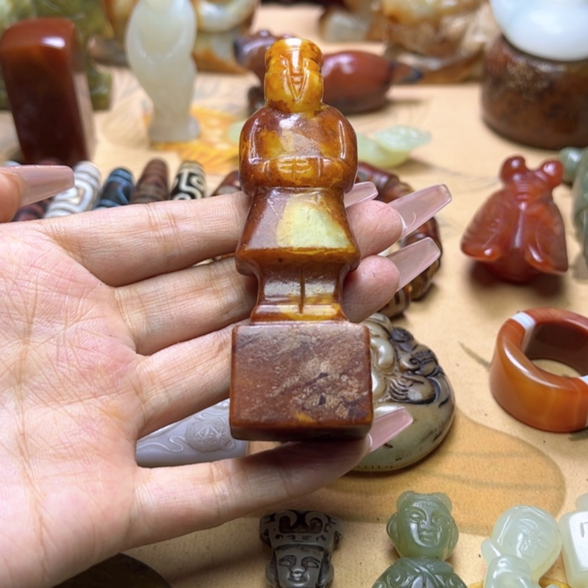 【闪购商品】蛇纹石玉颈饰未镶嵌