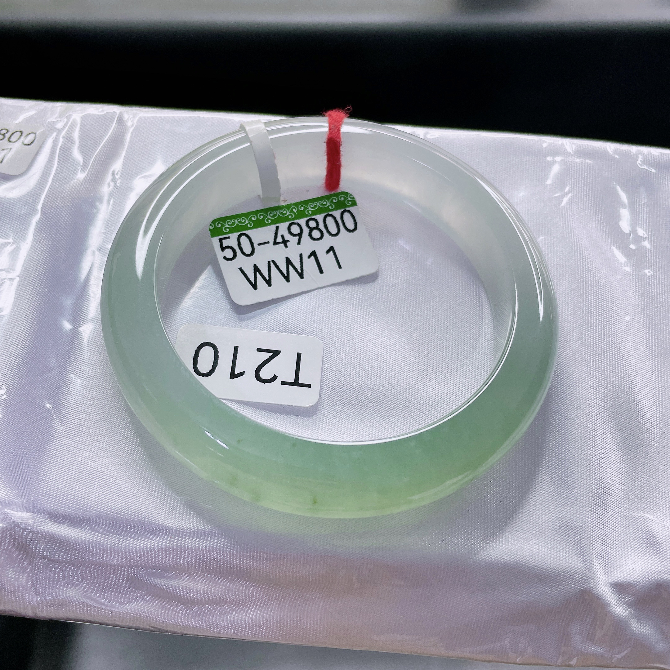 缅甸天然A货翡翠手镯起光半山半水正圈WW11