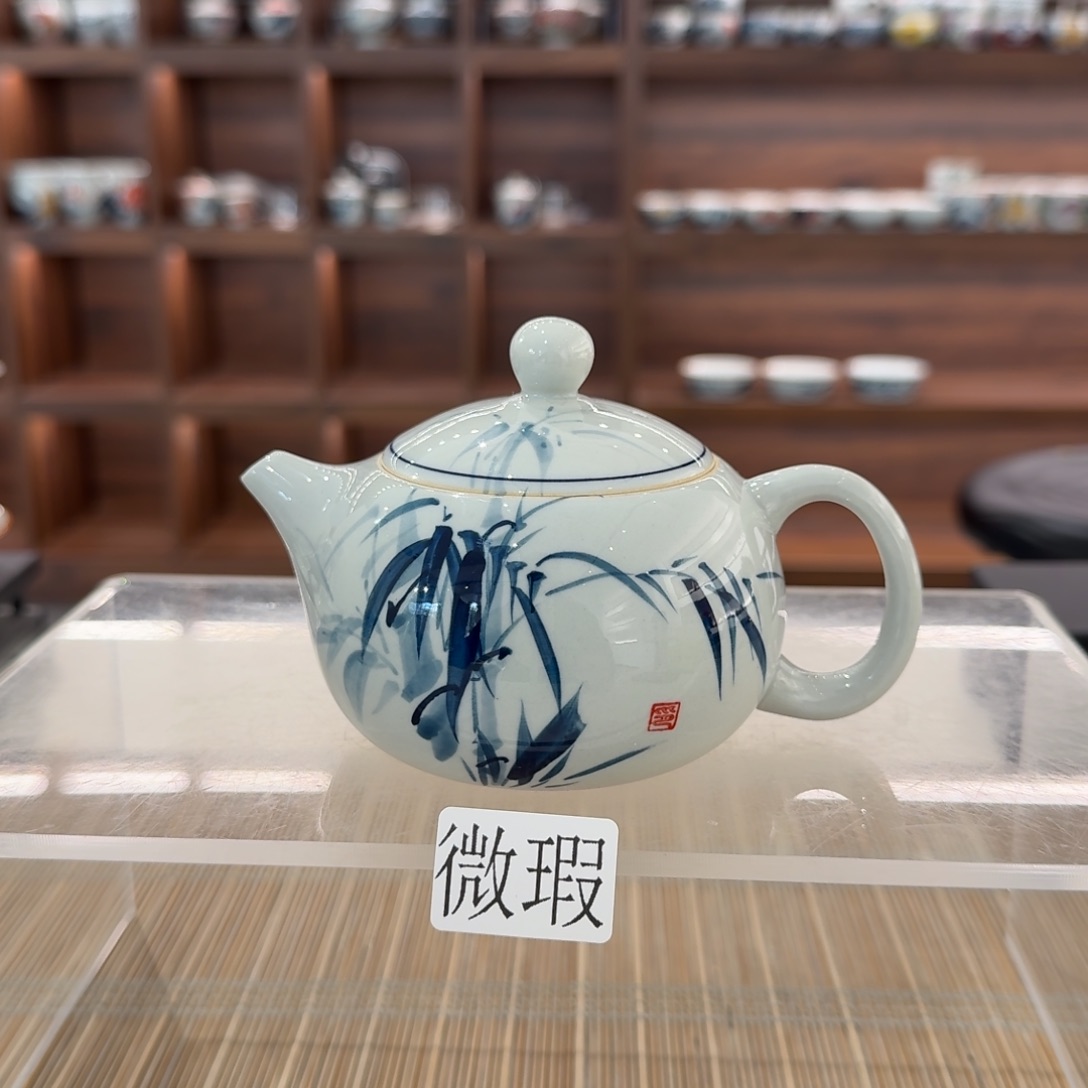 釉下手绘茶具微瑕
