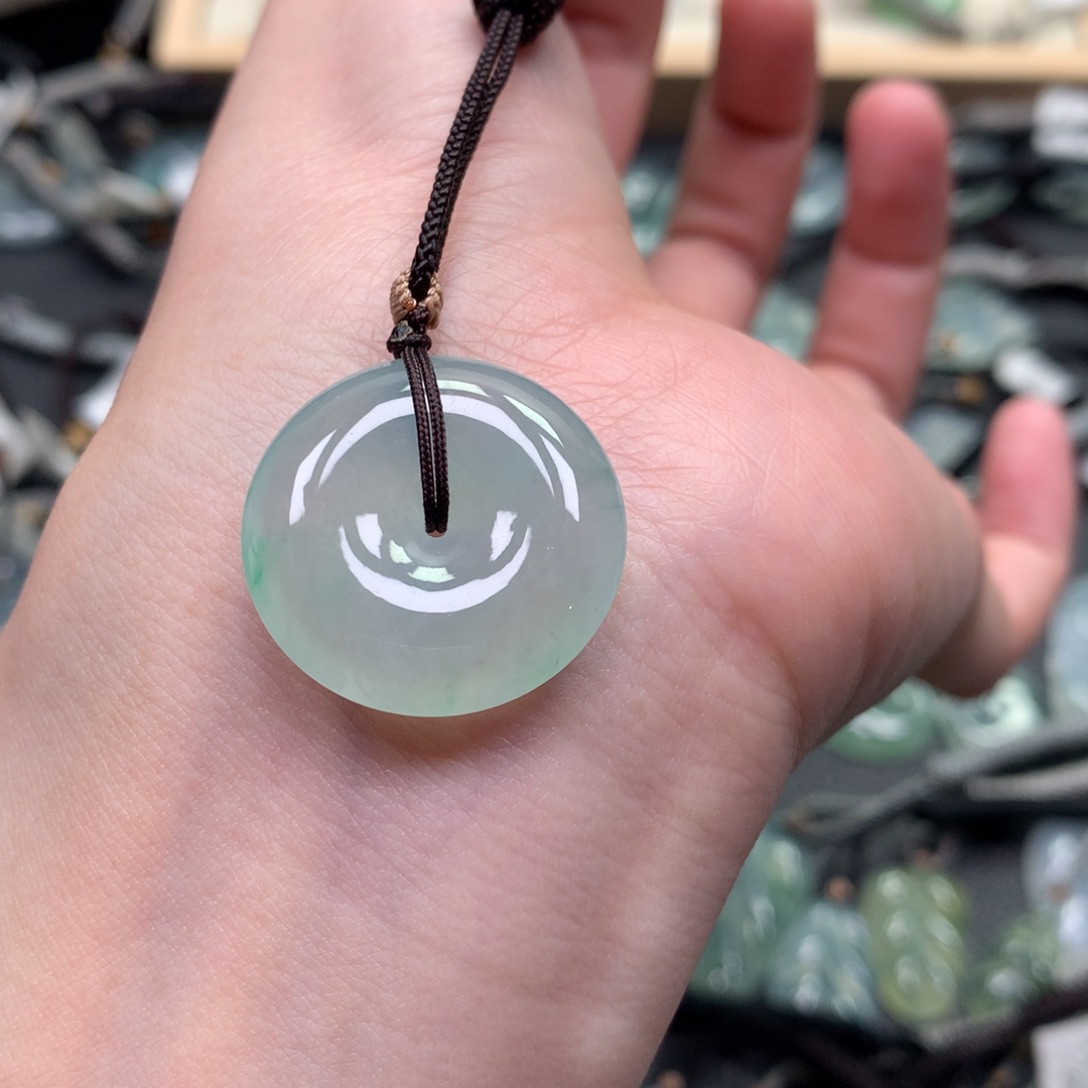 翡翠颈饰未镶嵌000000000000