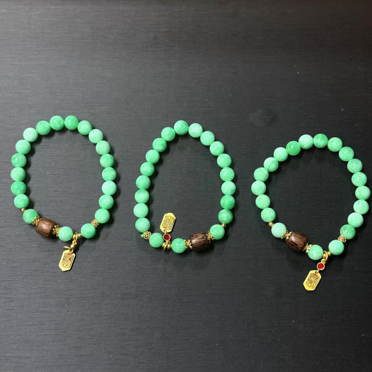 翡翠手串8m*（多样性发一件）