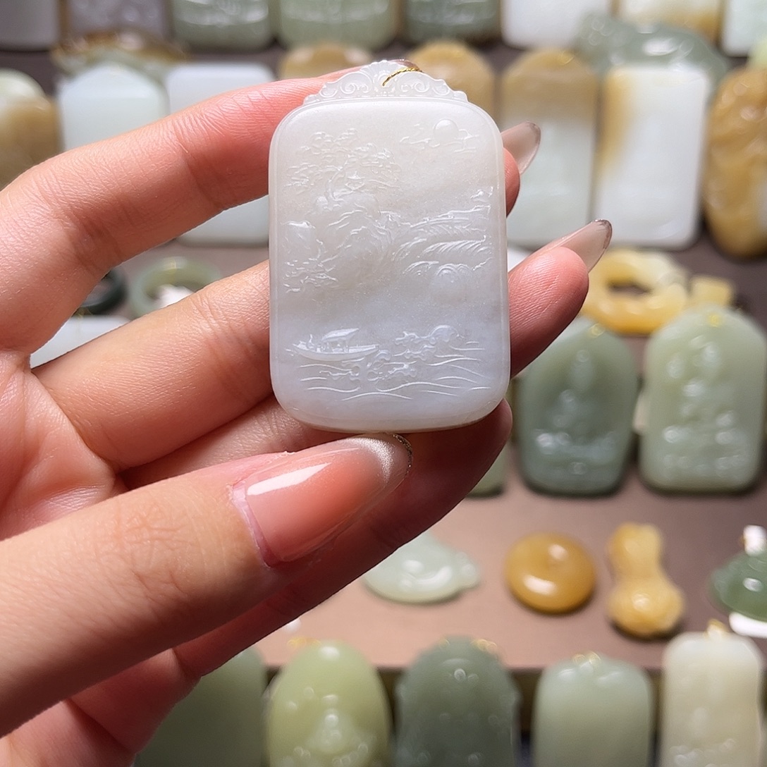 和田玉未镶嵌颈饰