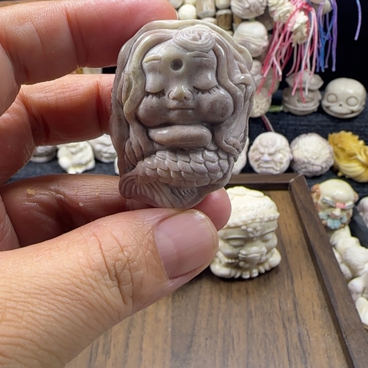 非金属配饰鹿角雕刻美人鱼