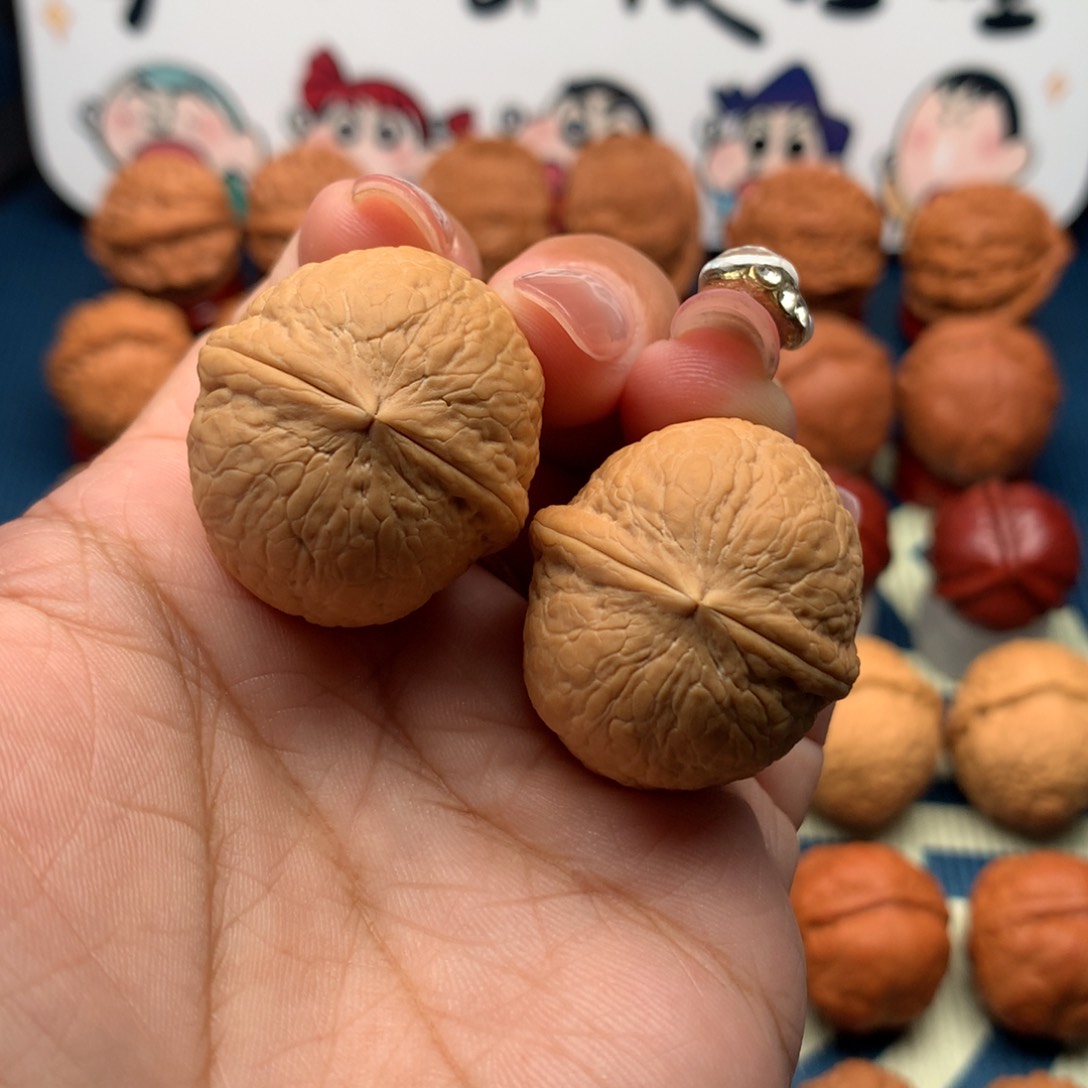 文玩核桃把件f****e鸽子蛋