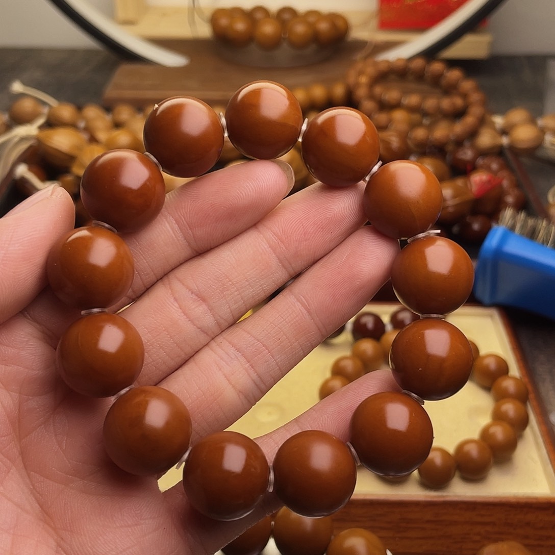 橄榄核手串/手链17尺寸百年老树铁核轴度一般没补没漏